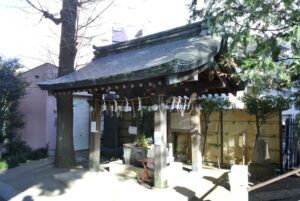 東京都世田谷区・池尻稲荷神社薬水の井戸