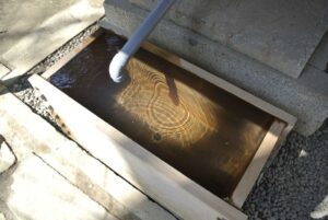 千葉県船橋市・二宮神社御神水