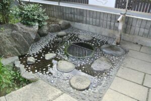 埼玉県川口市・鳩ヶ谷氷川神社御神水
