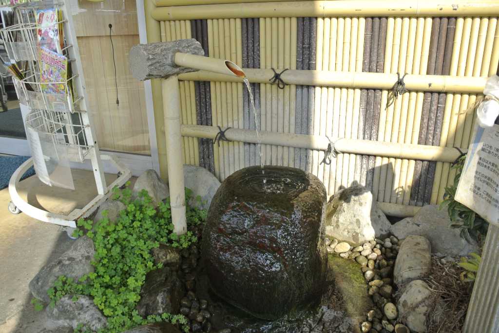 千葉県鎌ケ谷市・鎌ヶ谷房の駅 房の水