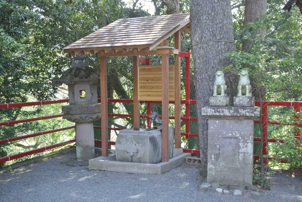 群馬県みどり市・貴船神社の水