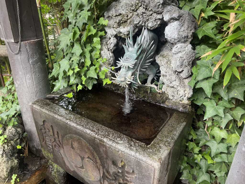 埼玉県さいたま市・身形神社御神水