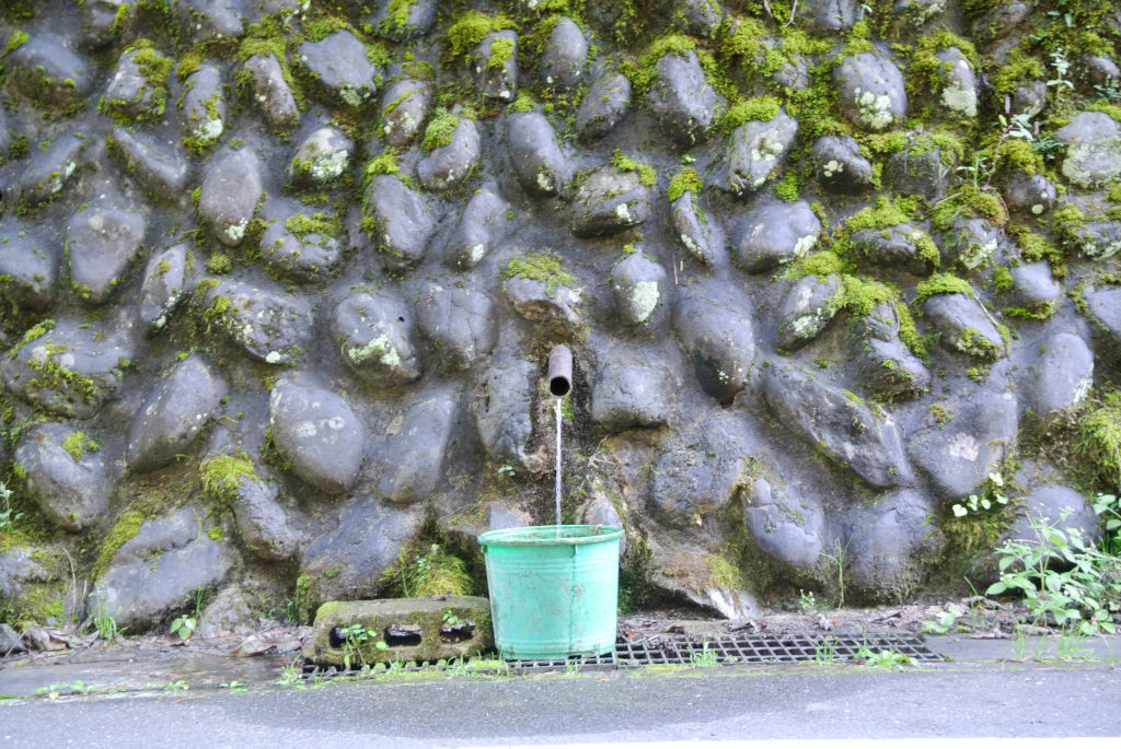 東京都檜原村・小沢の湧水
