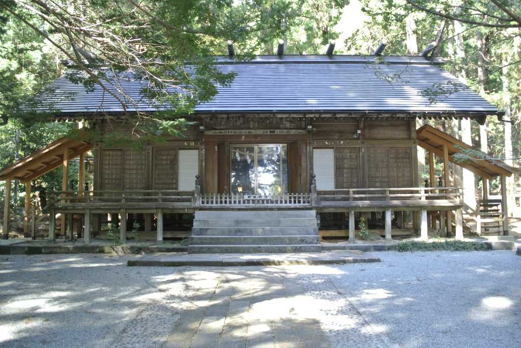 群馬県前橋市・三夜沢赤城神社御神水